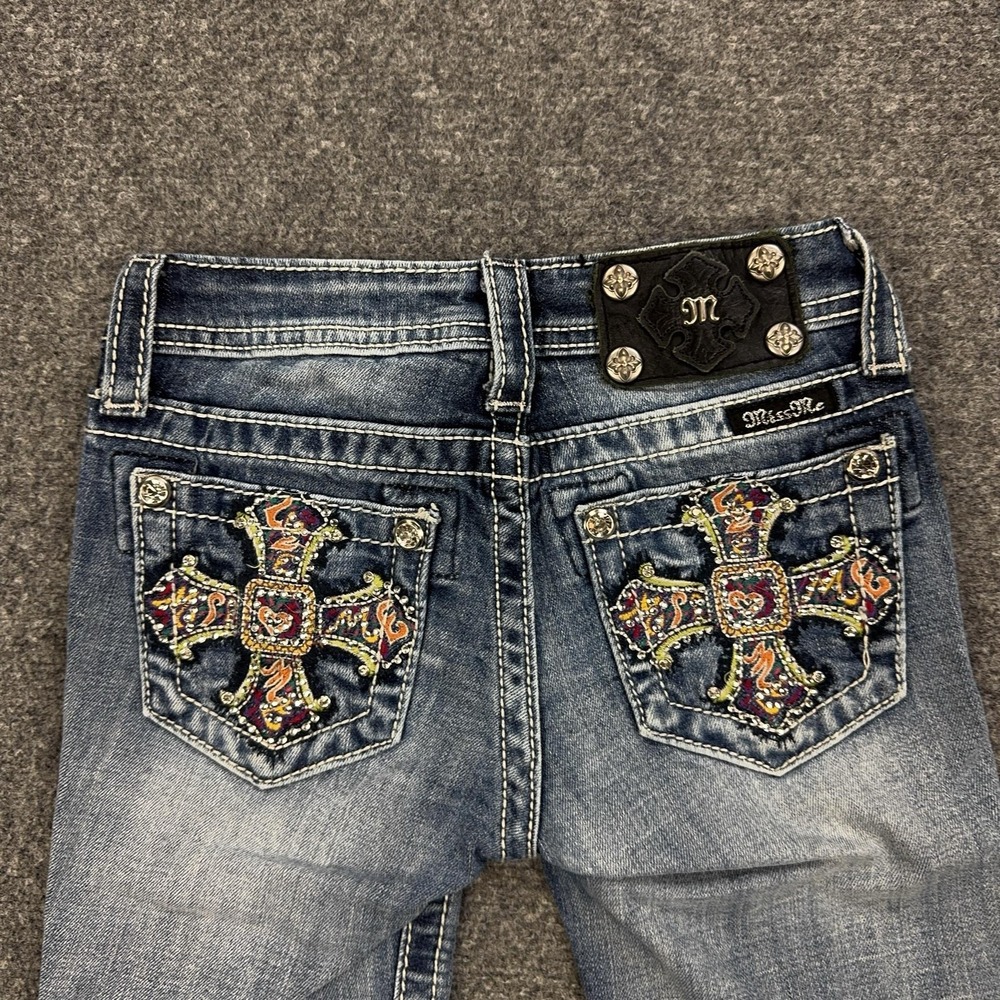 Miss Me Shorts Girls 8 Blue Denim Jean Bermuda Embroidered Cross Pocket Stretch - Picture 2 of 11